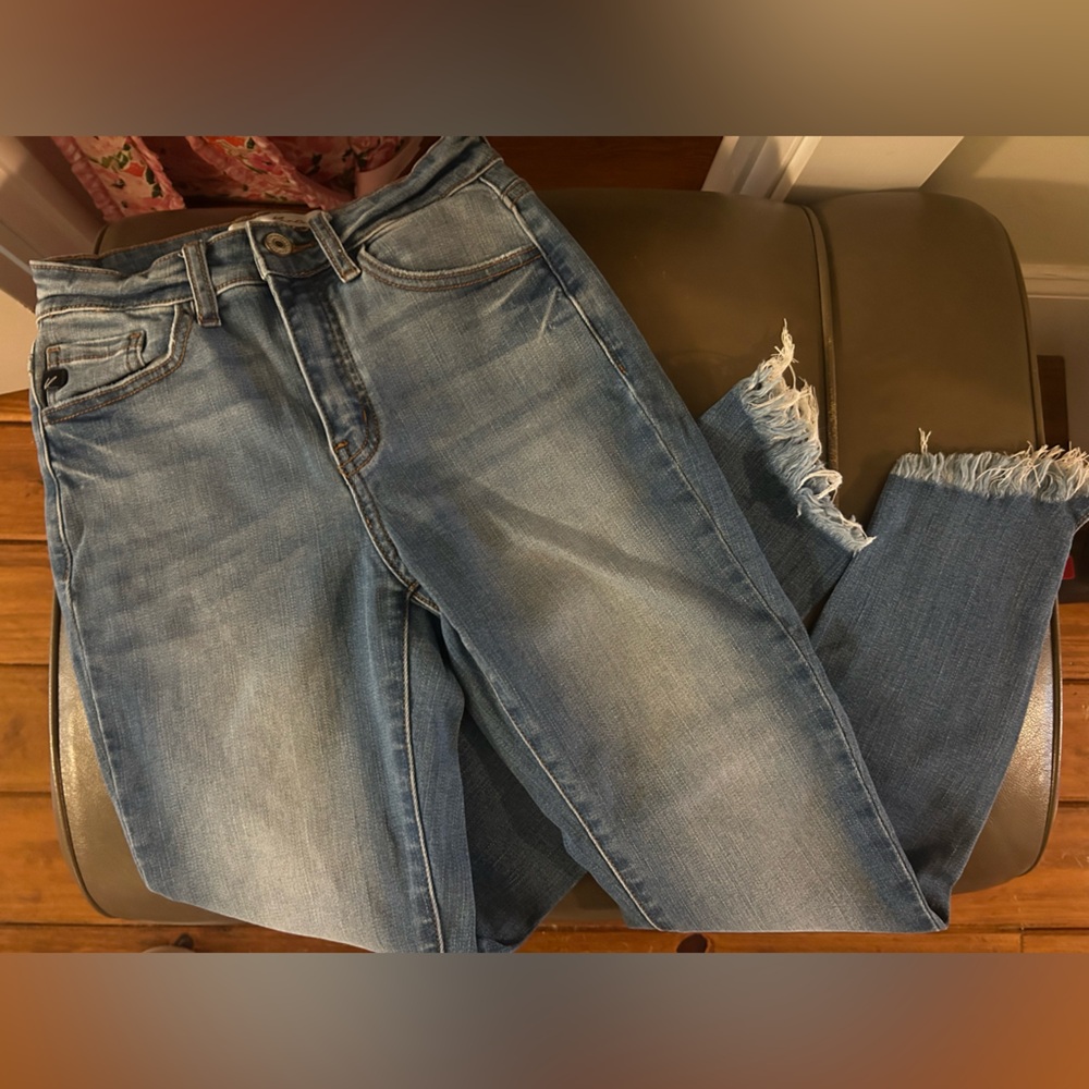 KanCan Light Blue Frayed Hem Cropped Jeans